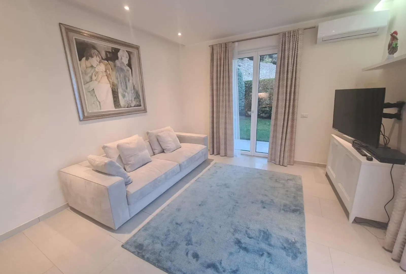 Apartment Colonno Panoramica Lago Di Como Italien